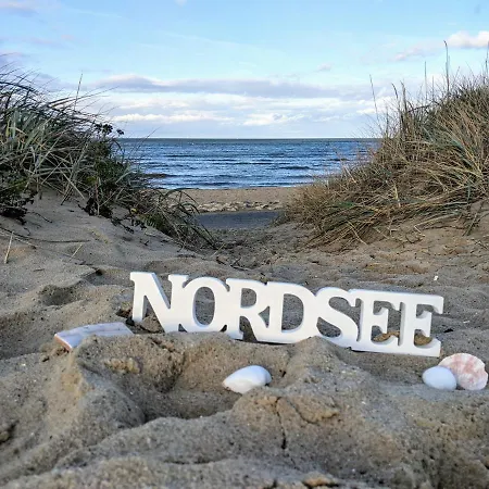 Luette Strandhuus Holiday home *